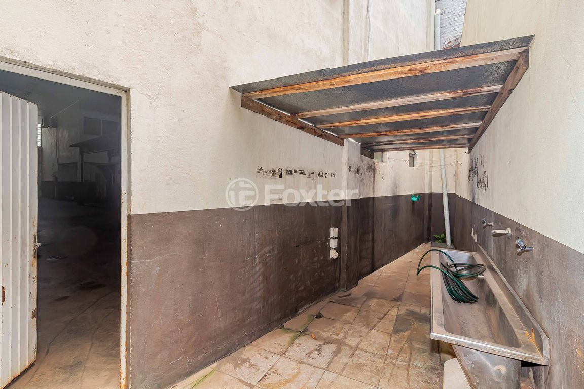 galpao deposito pavilhao para comprar em Conselheiro Travassos, 602 - foto 15