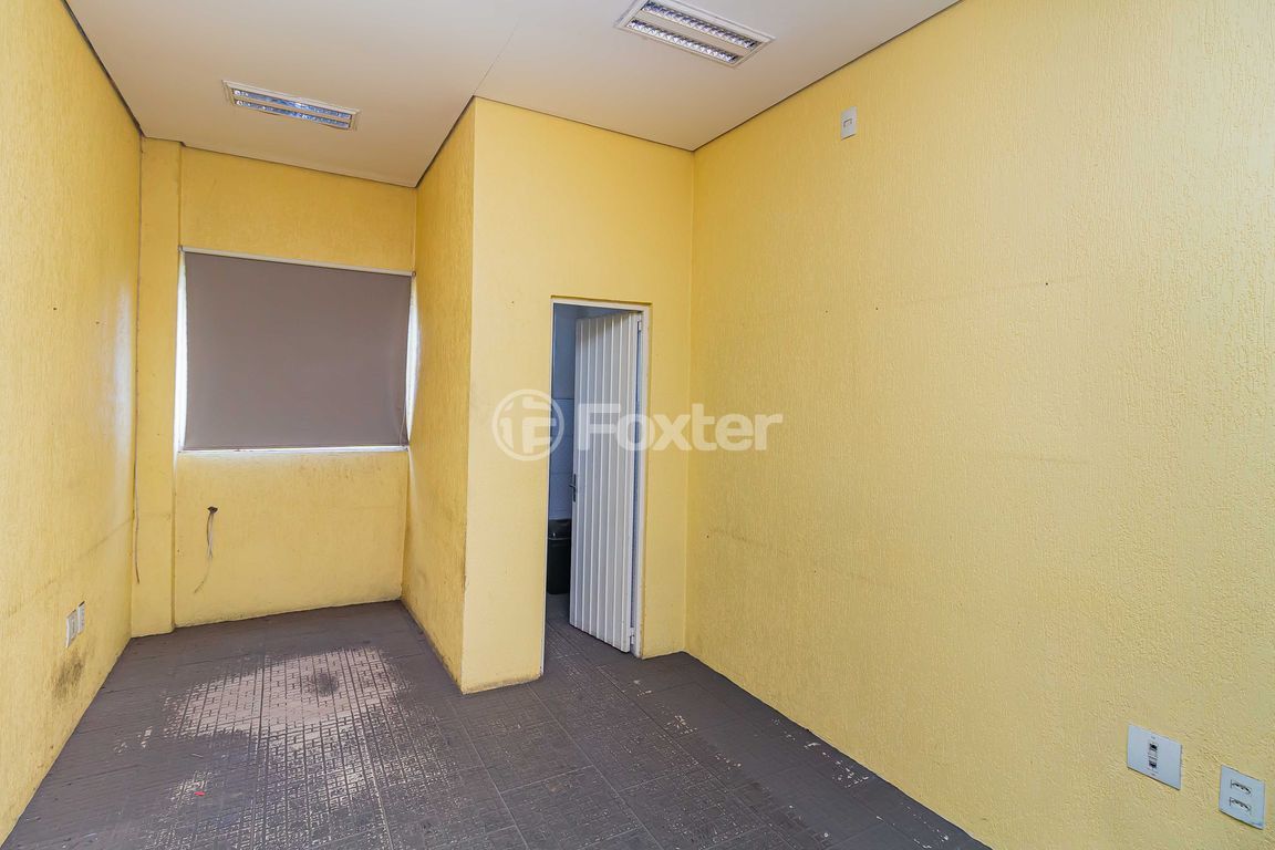 galpao deposito pavilhao para comprar em Conselheiro Travassos, 602 - foto 33