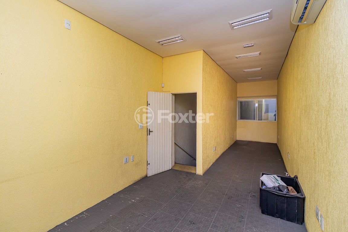 galpao deposito pavilhao para comprar em Conselheiro Travassos, 602 - foto 30