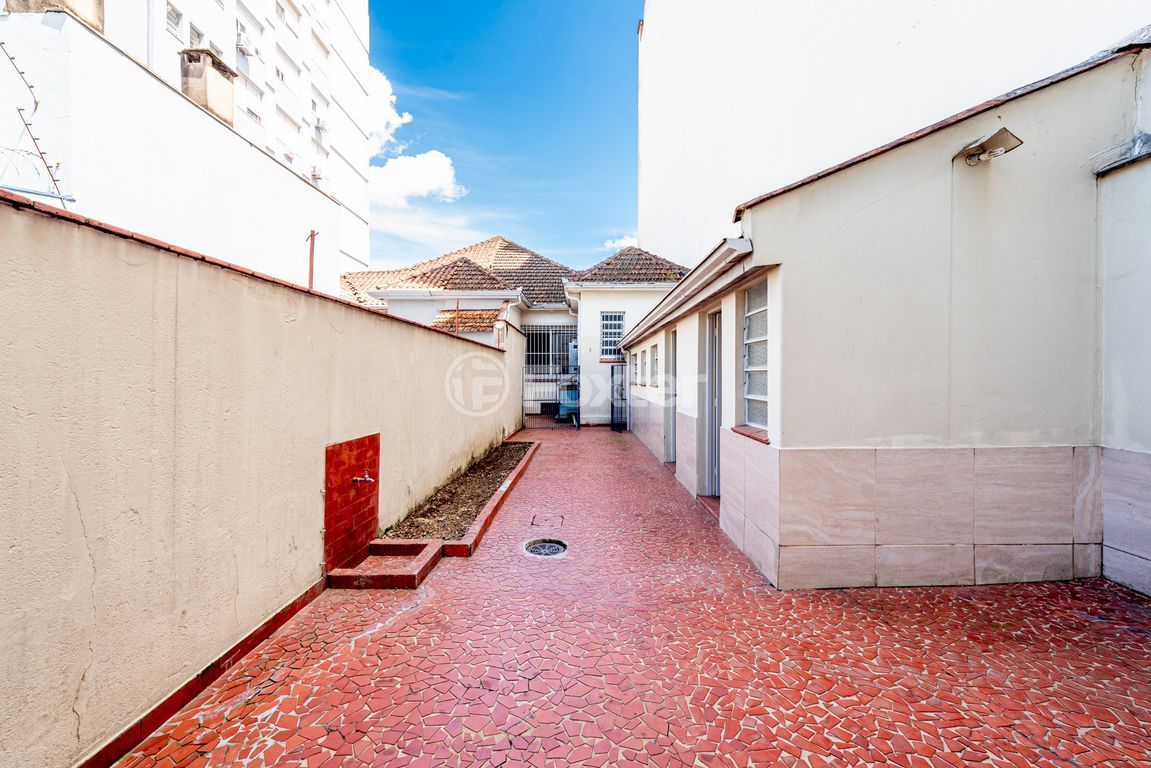 casa sobrado para comprar em Venâncio Aires, 711 - foto 28