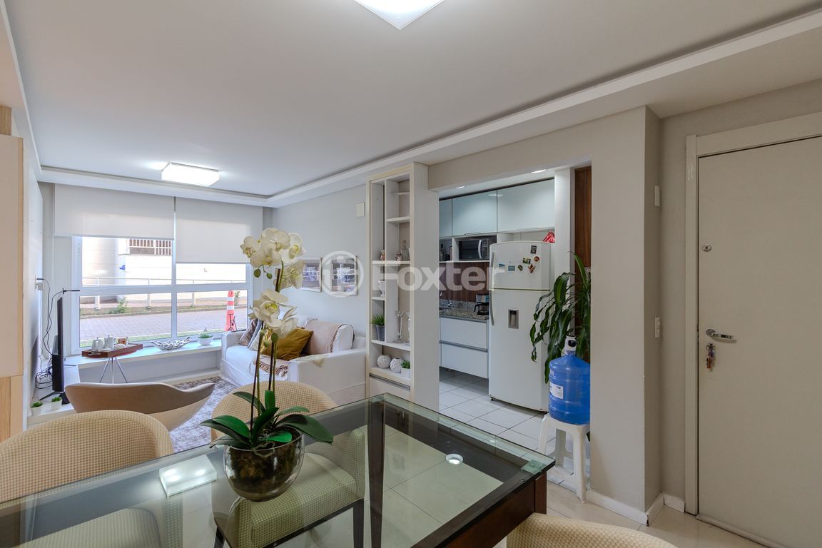 Apartamento para comprar em Cavalhada, Porto Alegre - foto 1
