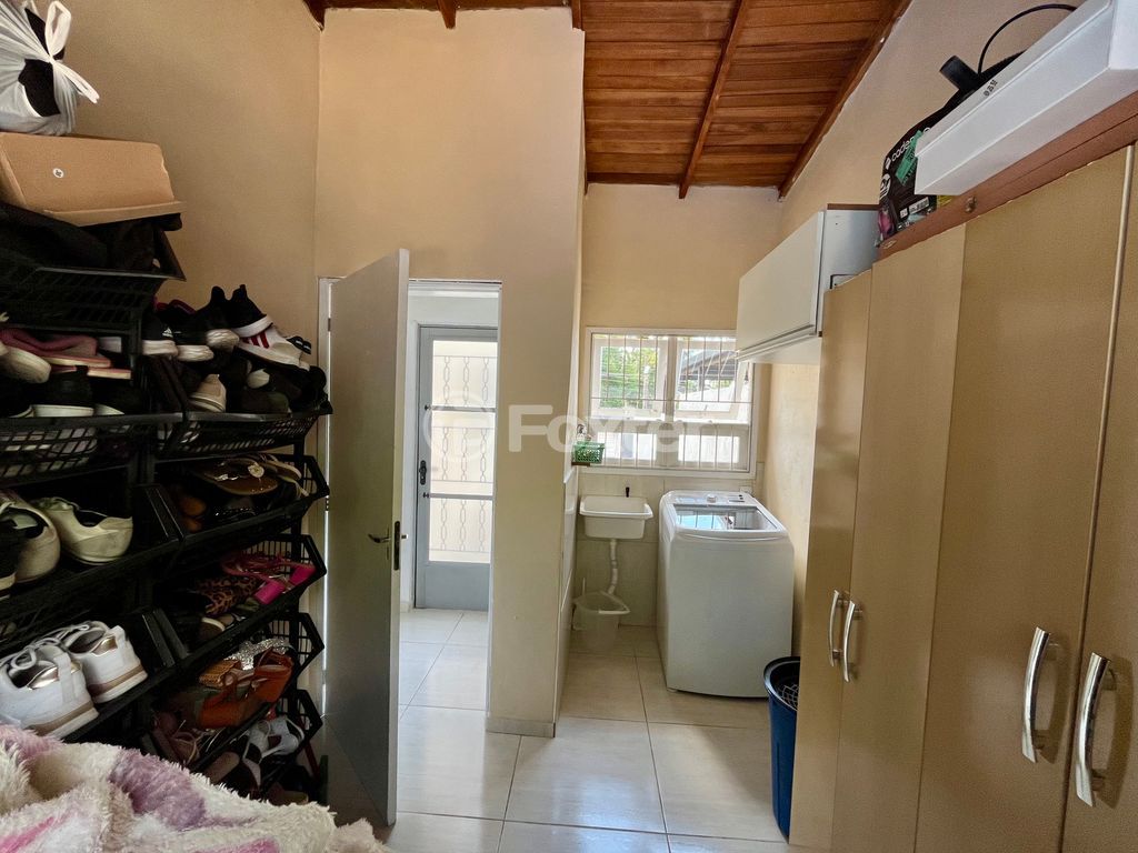 casa sobrado para comprar em Carlos Lanzer, 192 - foto 20
