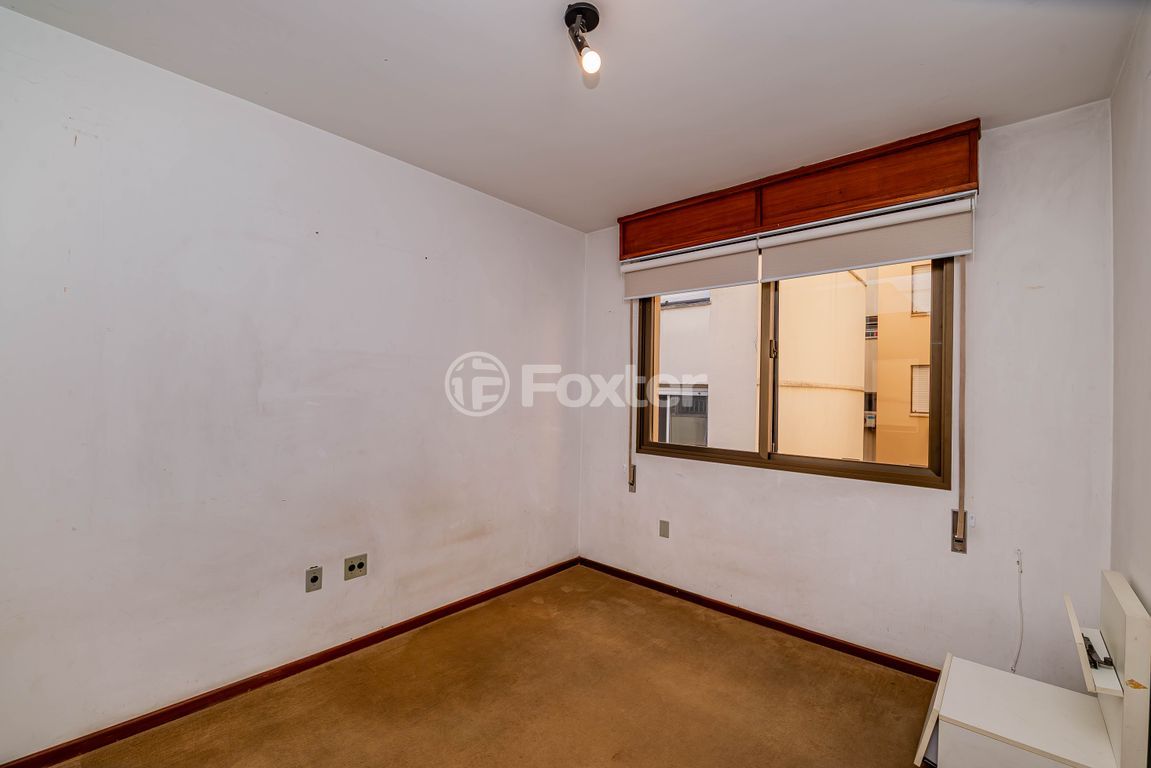 Apartamento para comprar em Sarmento Leite, 781 - foto 12