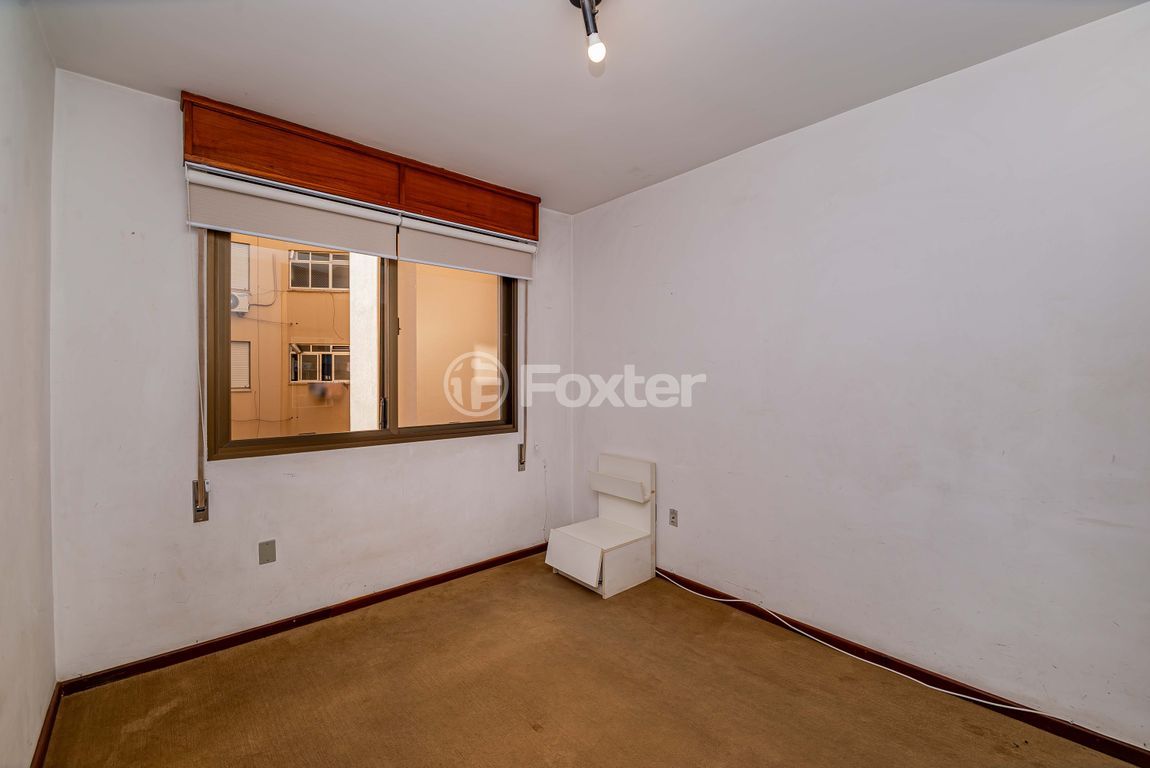 Apartamento para comprar em Sarmento Leite, 781 - foto 13