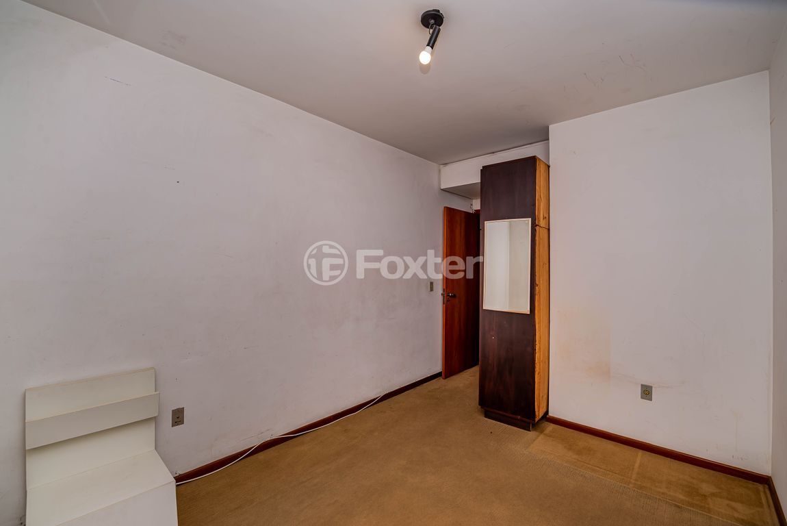 Apartamento para comprar em Sarmento Leite, 781 - foto 15