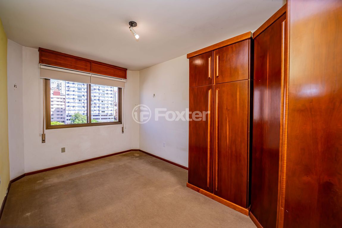 Apartamento para comprar em Sarmento Leite, 781 - foto 17