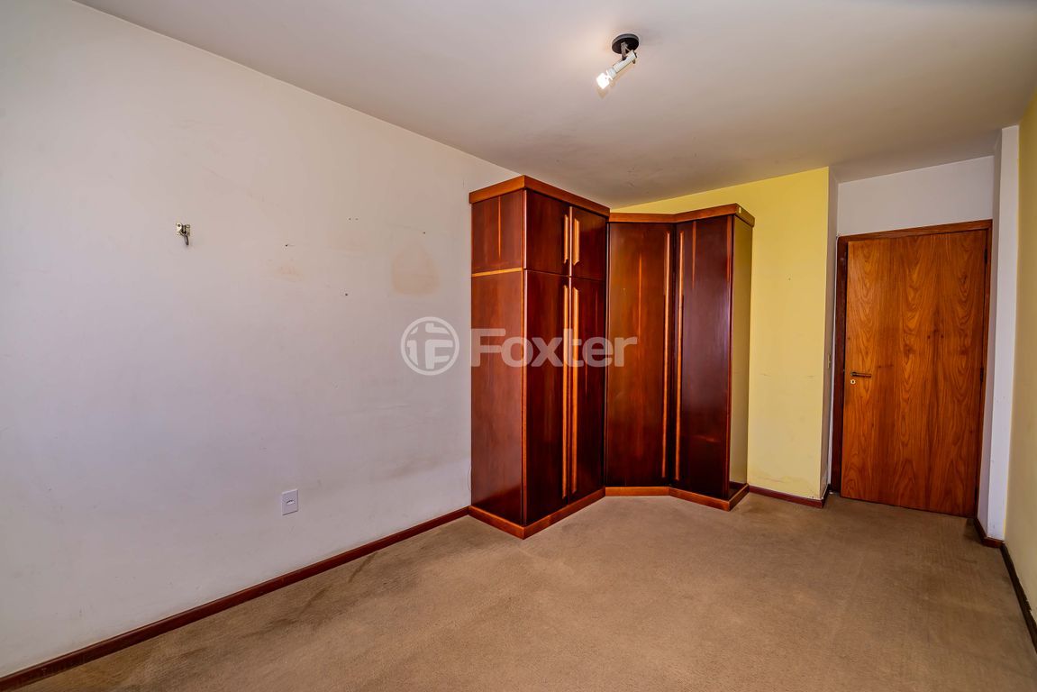 Apartamento para comprar em Sarmento Leite, 781 - foto 20