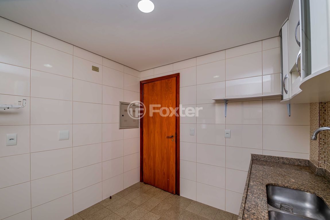 Apartamento para comprar em Sarmento Leite, 781 - foto 24