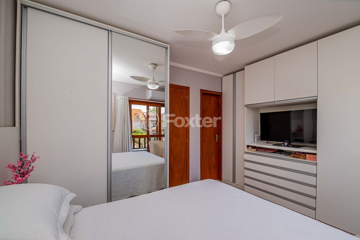 casa sobrado para comprar em Heitor Kramer, 240 - foto 22