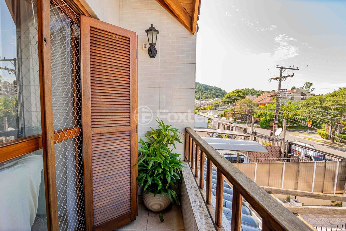 casa sobrado para comprar em Heitor Kramer, 240 - foto 19