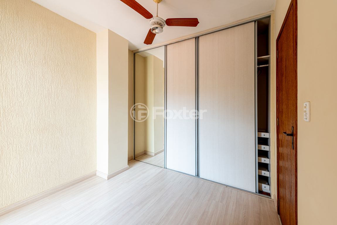 casa sobrado para comprar em Engenheiro Coelho Parreira, 45 - foto 14