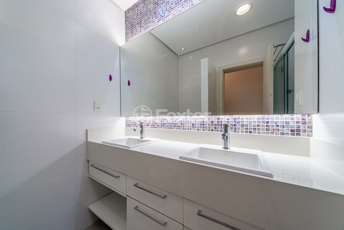 casa sobrado para comprar em Adão Baino, 530 - foto 17