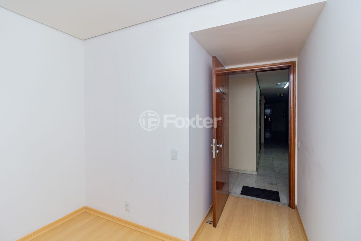 consultorio sala conjunto para comprar em Luciana de Abreu, 323 - foto 24