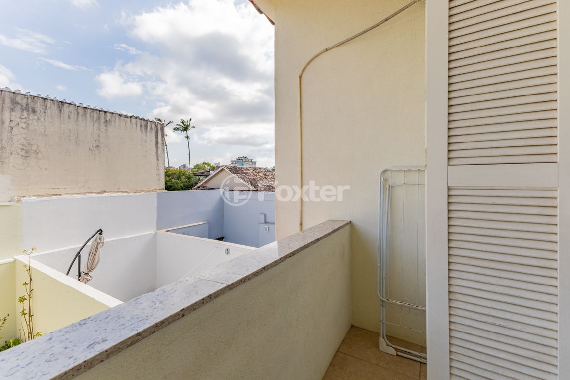 casa sobrado para comprar em Heitor Manganelli, 260 - foto 19