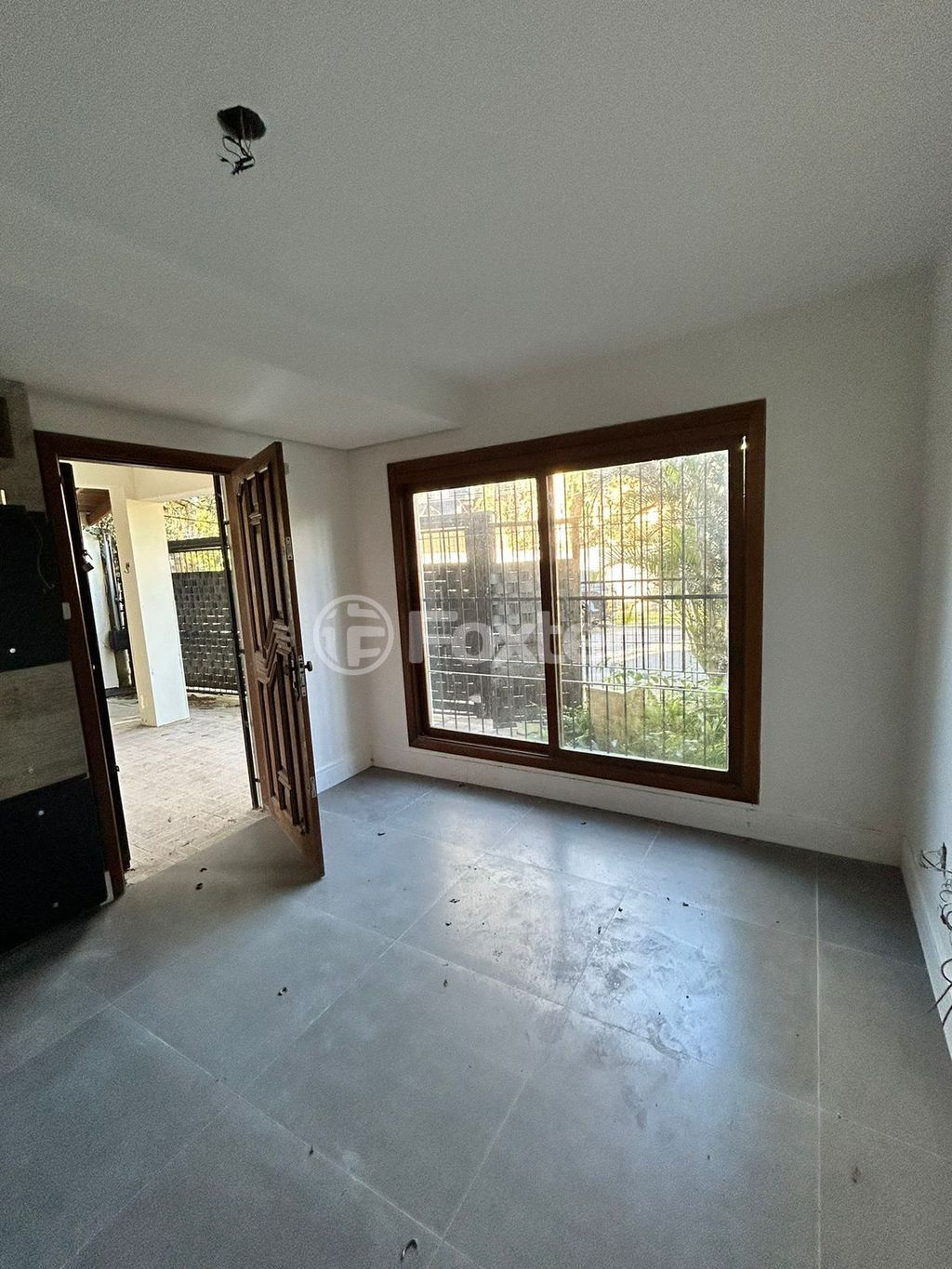 casa sobrado para comprar em Guarujá, Porto Alegre - foto 1