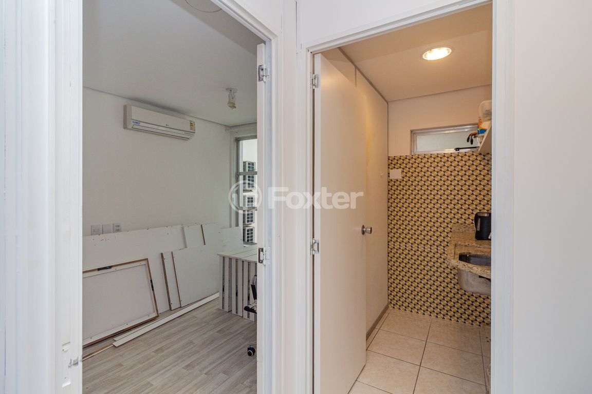 consultorio sala conjunto para comprar em Luciana de Abreu, 323 - foto 13
