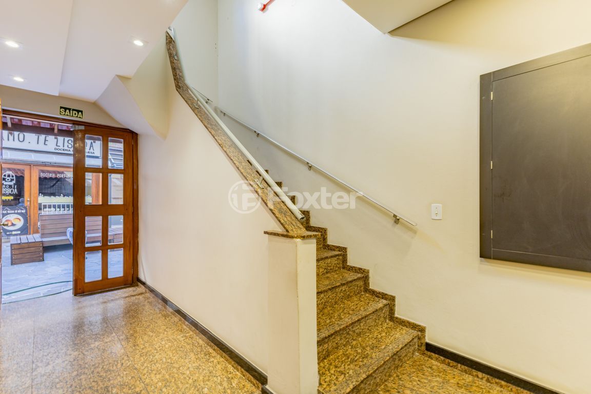 consultorio sala conjunto para comprar em Ramiro Barcelos, 1211 - foto 23