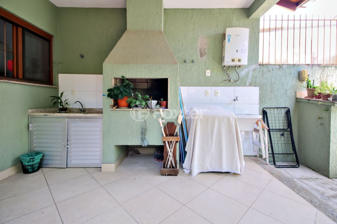 casa sobrado para comprar em Heitor Kramer, 321 - foto 15