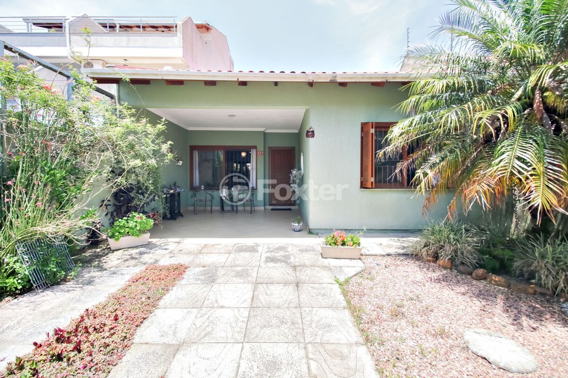casa sobrado para comprar em Guarujá, Porto Alegre - foto 1