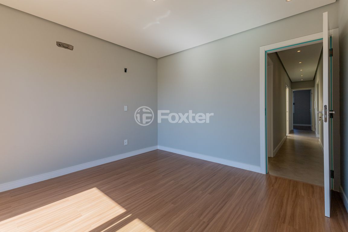casa sobrado para comprar em Otelvino Soster, 159 - foto 14