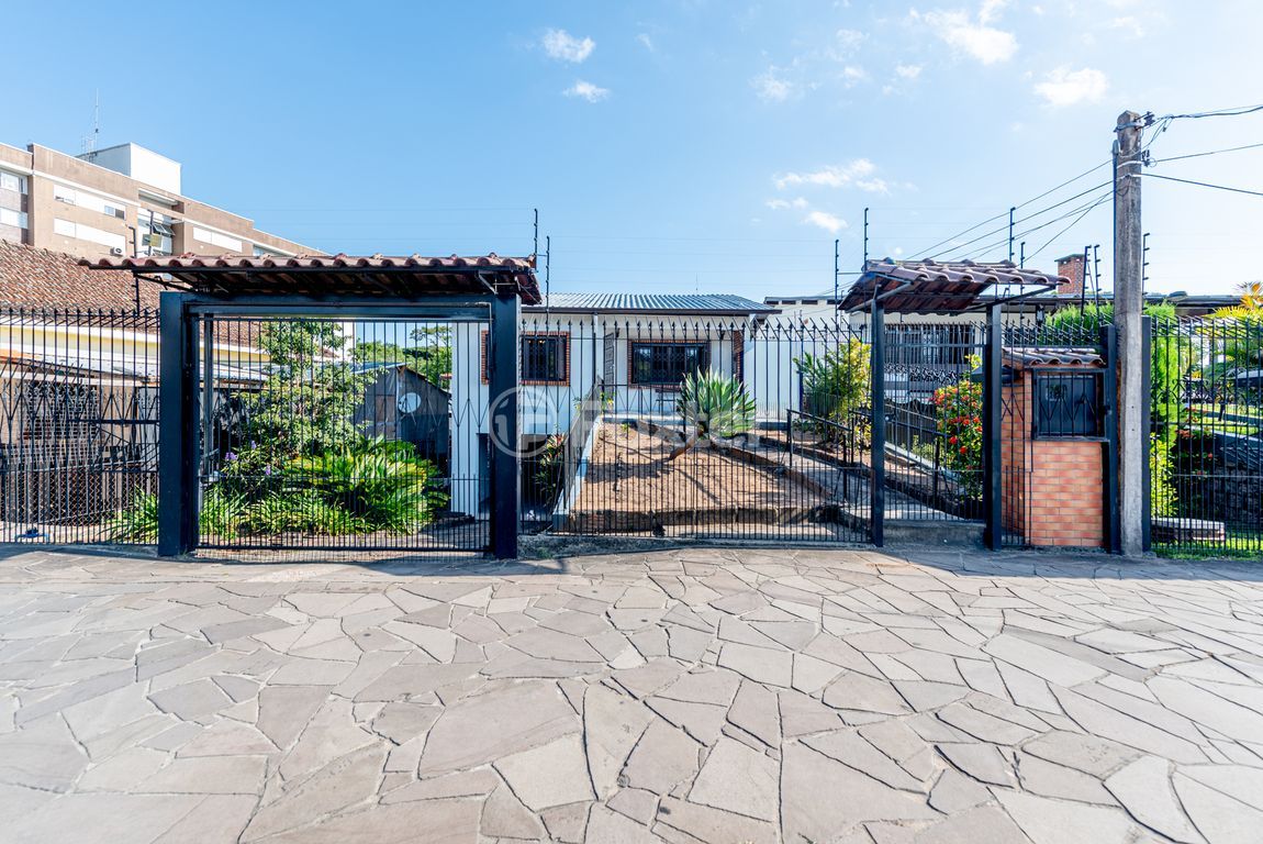 casa sobrado para comprar em Vila Nova, Porto Alegre - foto 1
