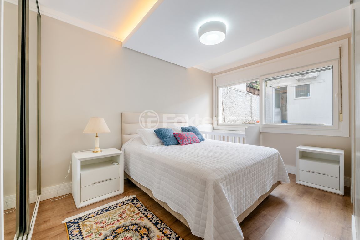 casa sobrado para comprar em Itapitocaí, 882 - foto 22