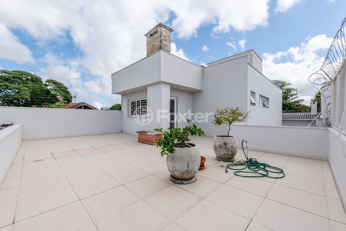 casa sobrado para comprar em Itapitocaí, 882 - foto 18