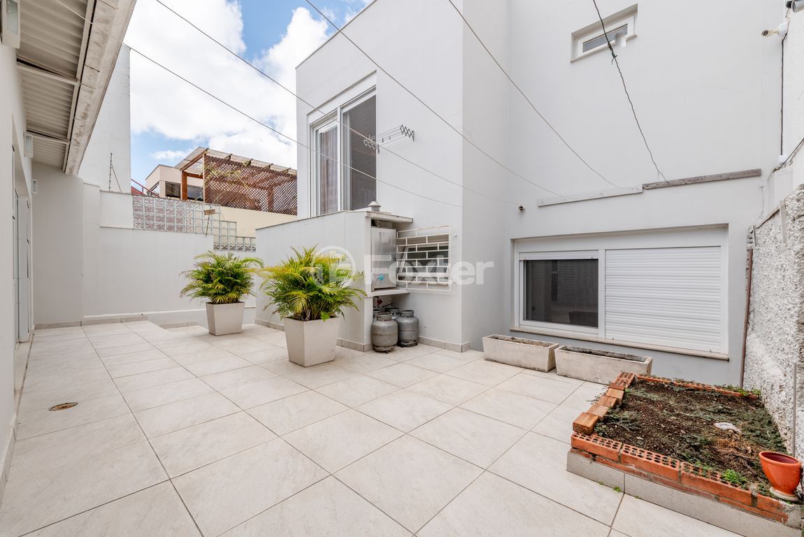 casa sobrado para comprar em Itapitocaí, 882 - foto 35
