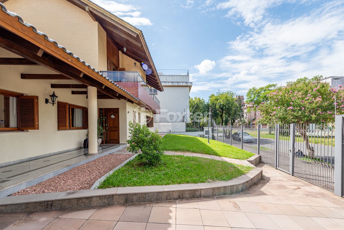 casa sobrado para comprar em Jardim Lindóia, Porto Alegre - foto 1