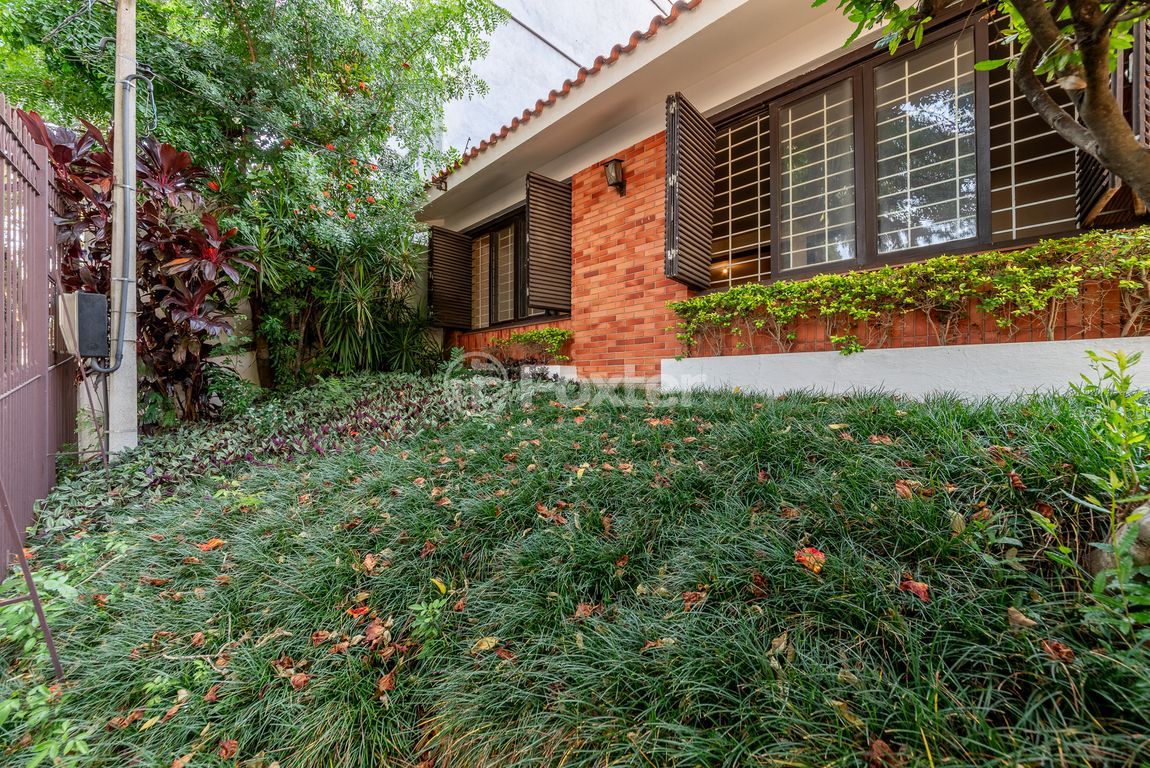 casa sobrado para comprar em Alcides Gonzaga, 36 - foto 40