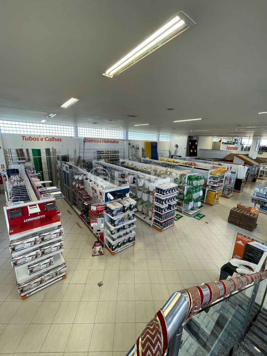 Prédio para comprar em Santos Ferreira, 3200 - foto 6
