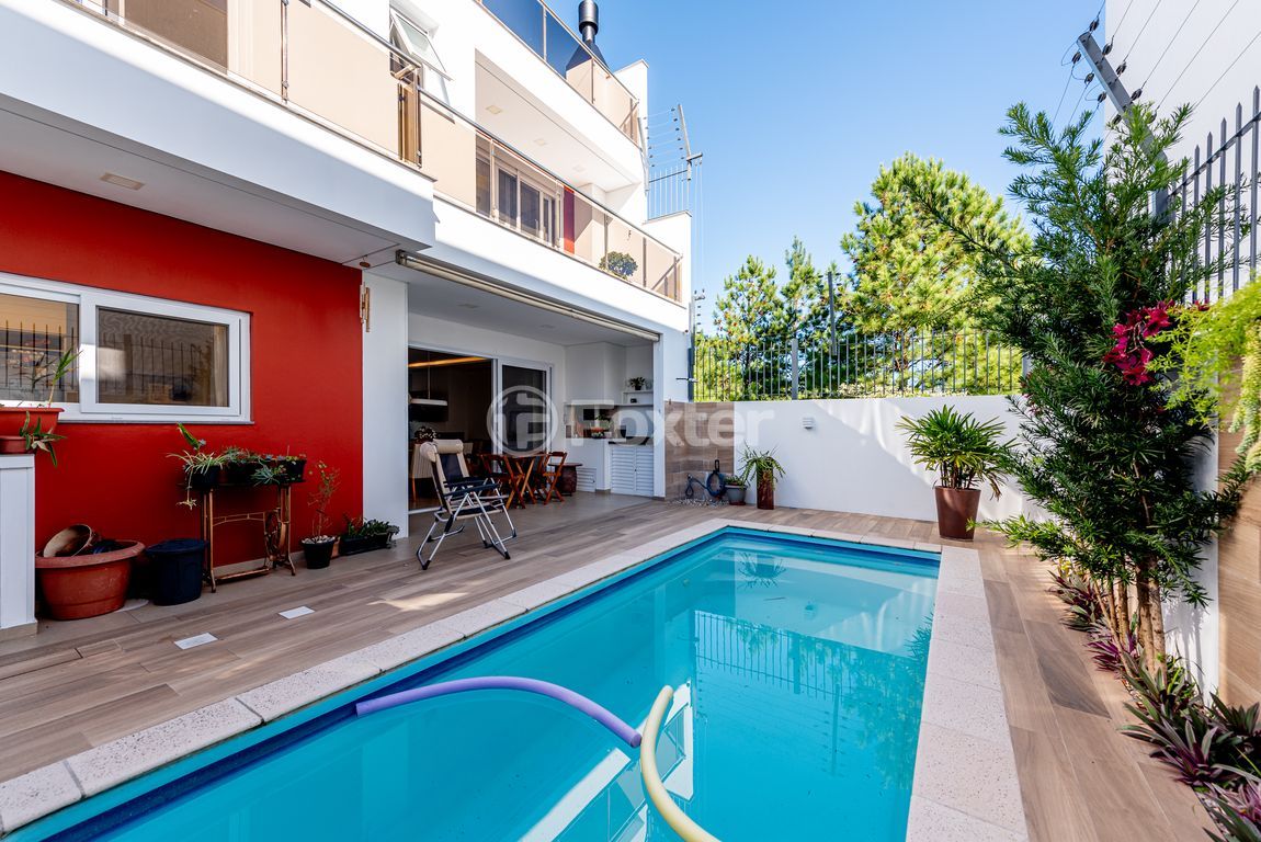 casa sobrado para comprar em Guarujá, Porto Alegre - foto 1