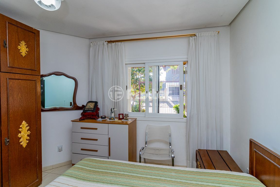 casa sobrado para comprar em Irineu Francisco da Silva, 125 - foto 8