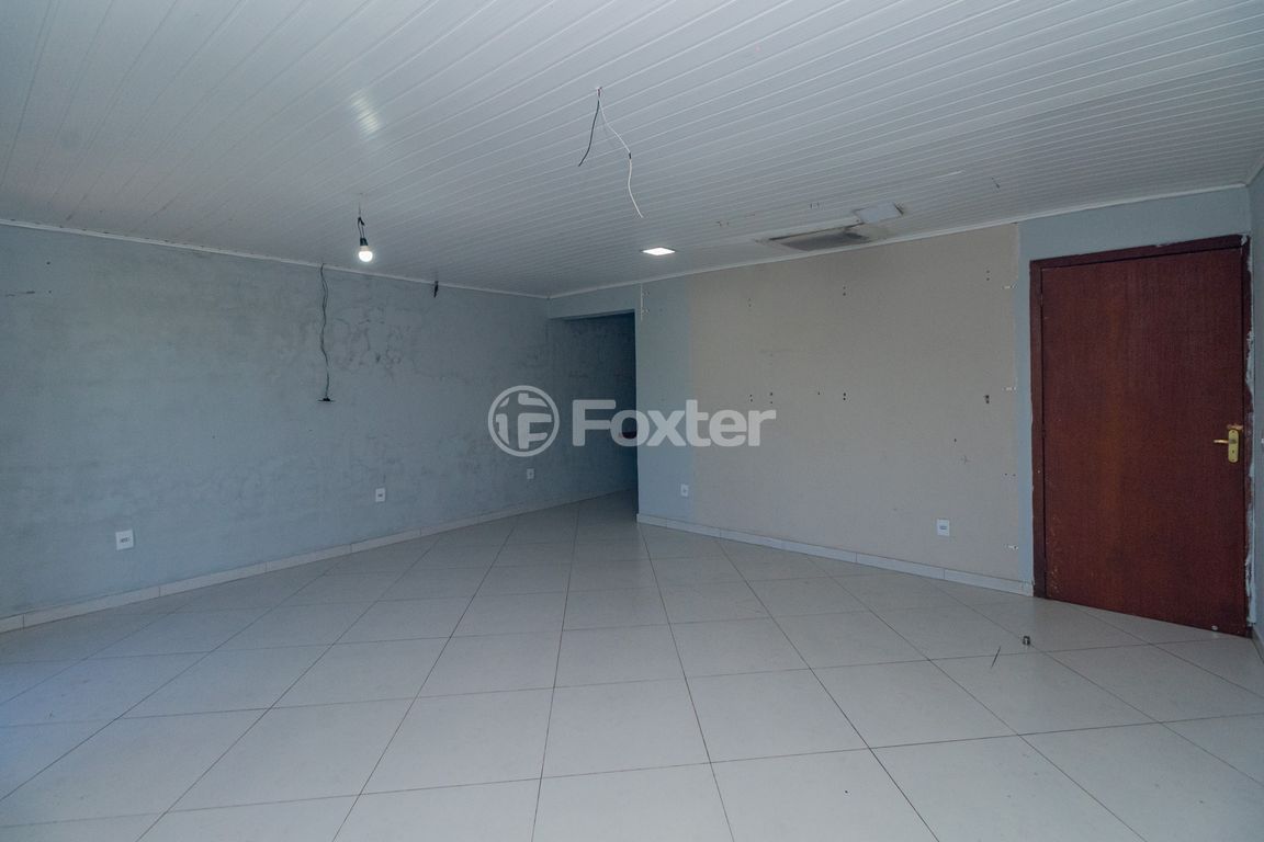 casa sobrado para comprar em Domience Silva, 328 - foto 17
