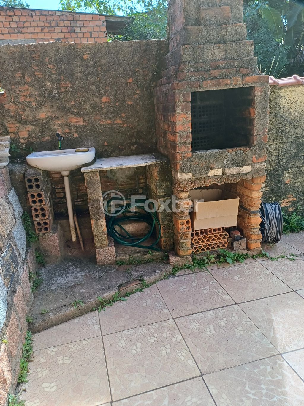 terreno lote condominio para comprar em Aldrovando Leão, 366 - foto 10