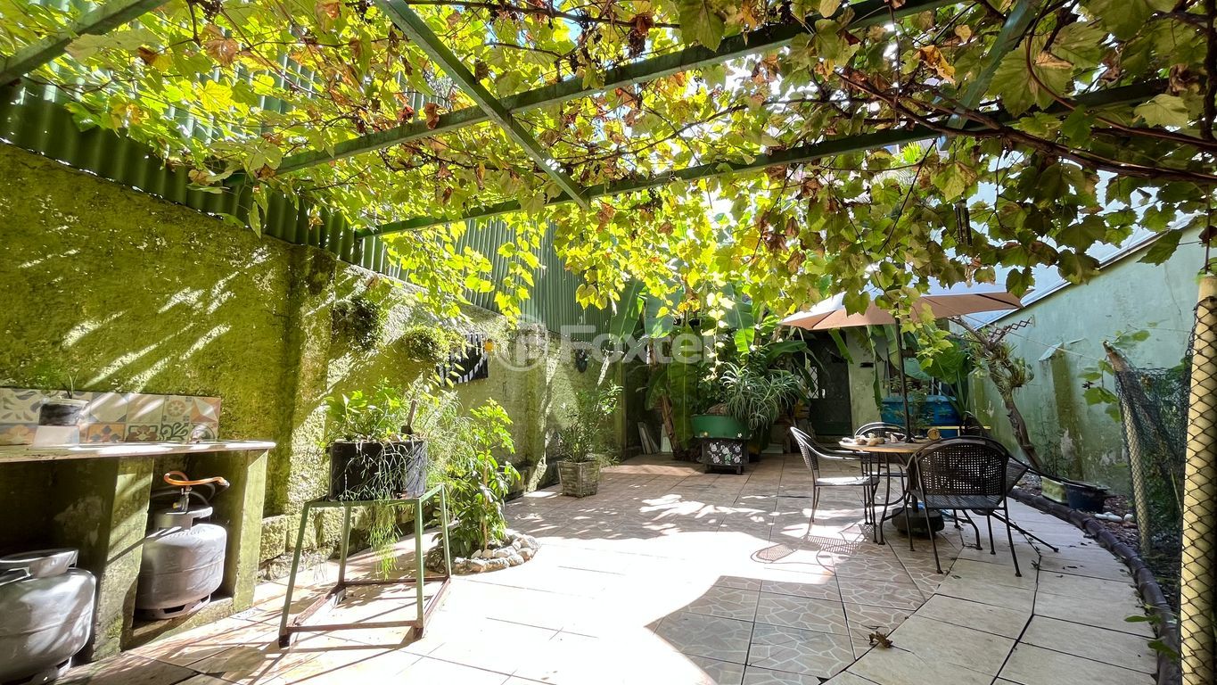 casa sobrado para comprar em Sofia Veloso, 130 - foto 17