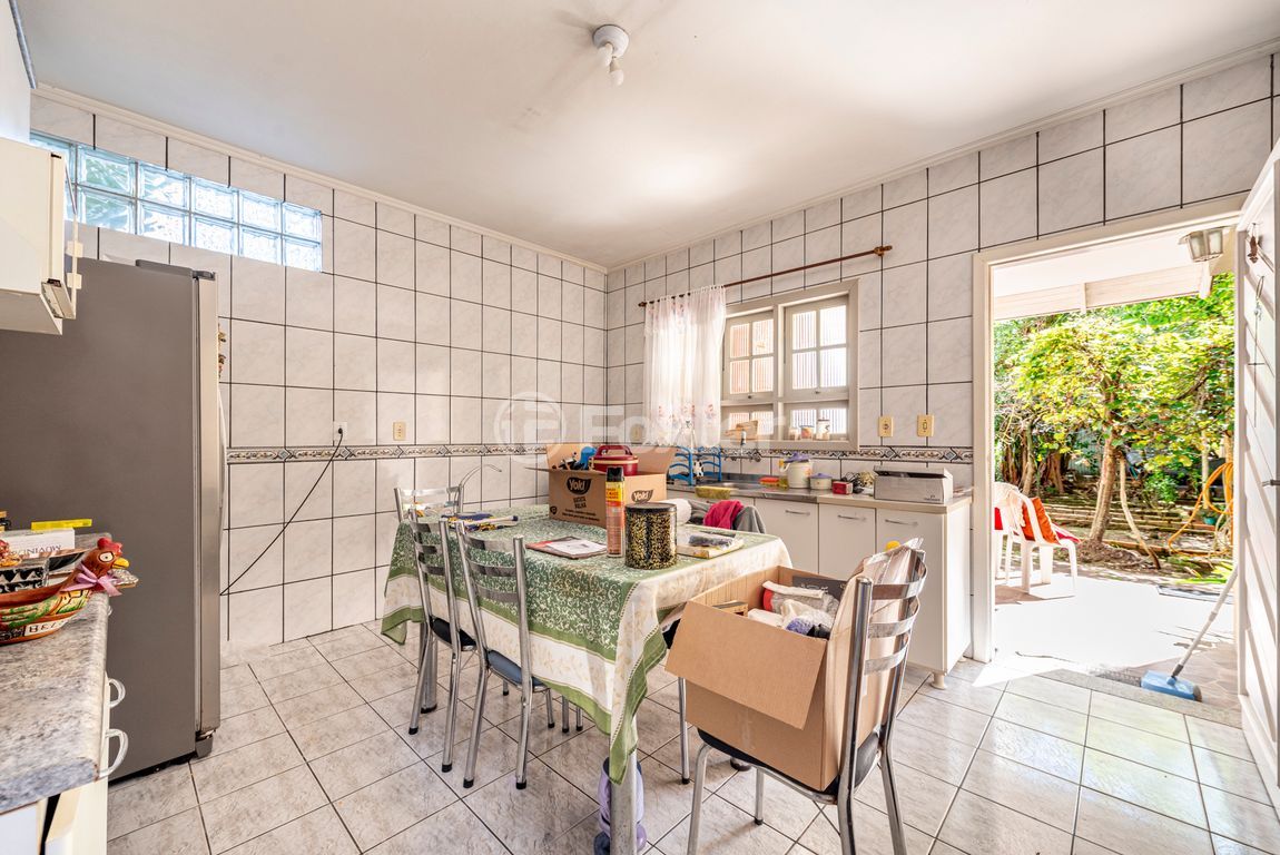 casa sobrado para comprar em Eudoro Berlink, 1063 - foto 19