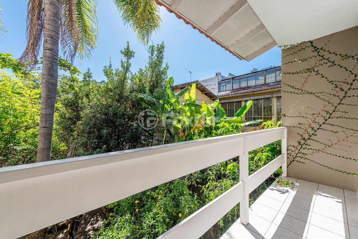casa sobrado para comprar em Eudoro Berlink, 1063 - foto 12