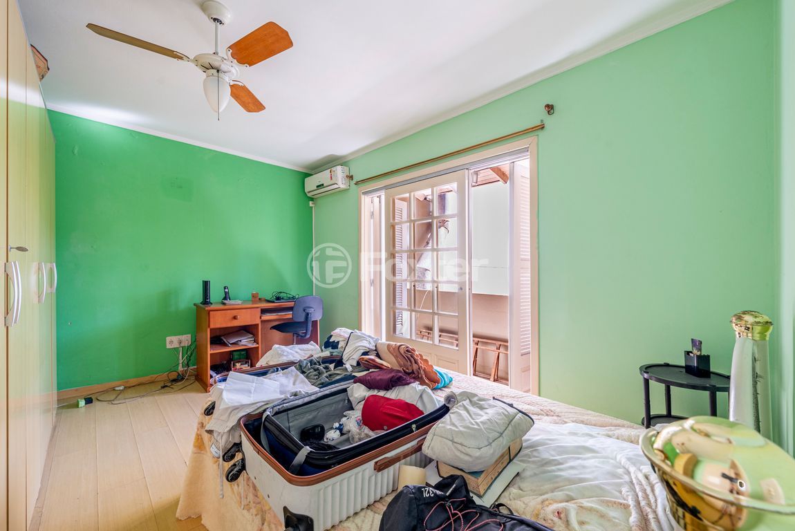 casa sobrado para comprar em Eudoro Berlink, 1063 - foto 17