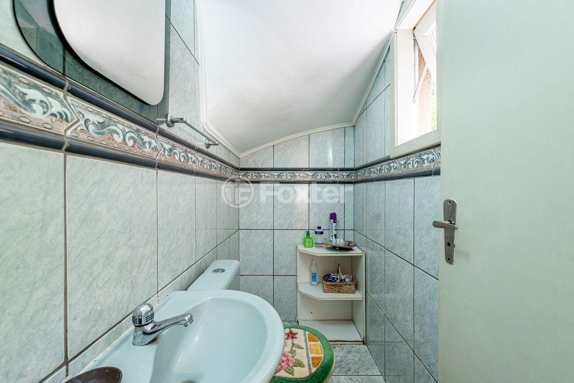 casa sobrado para comprar em Eudoro Berlink, 1063 - foto 9