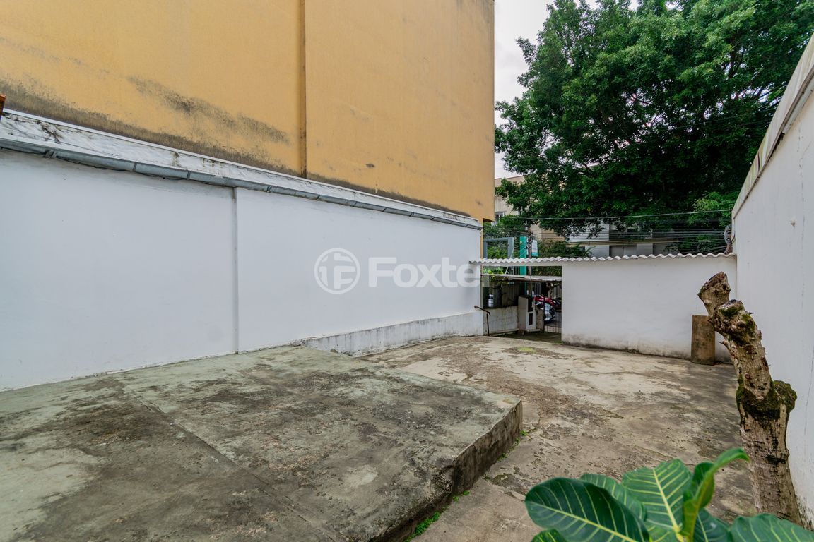 terreno lote condominio para comprar em Comendador Rheingantz, 268 - foto 28