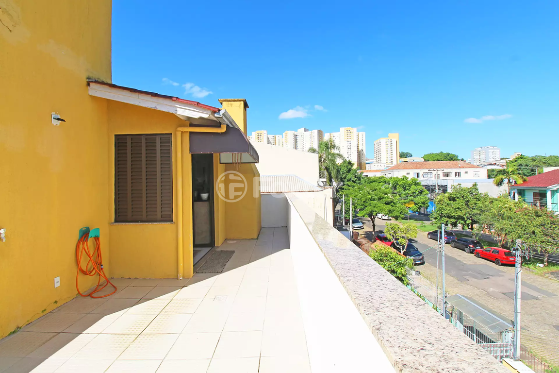 casa sobrado para comprar em Monteiro Lobato, 303 - foto 38