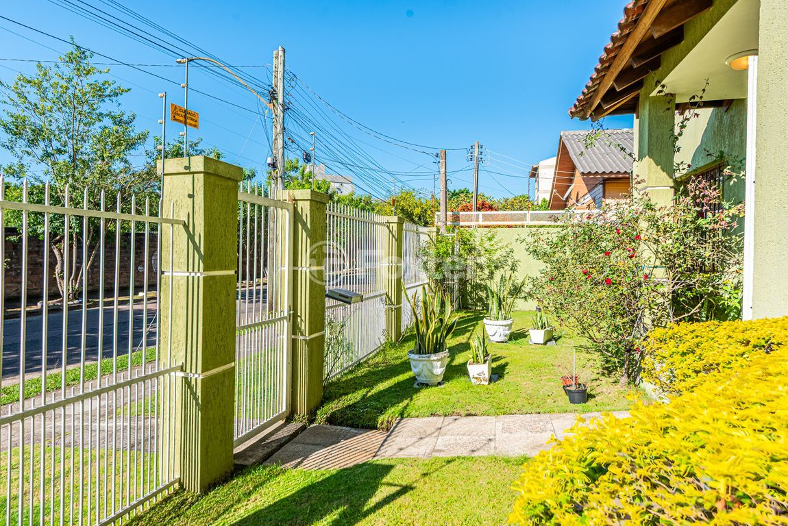 casa sobrado para comprar em Afonso Arinos, 405 - foto 2