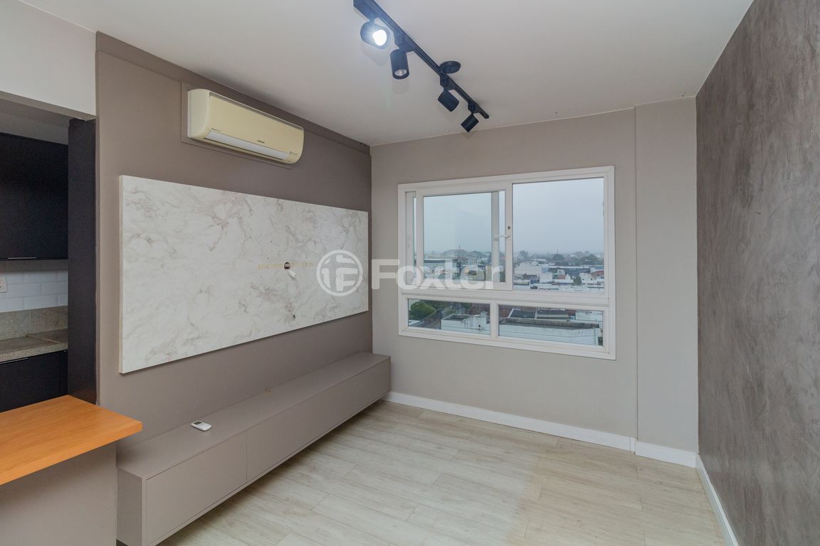 Apartamento para comprar em Navegantes, Porto Alegre - foto 1