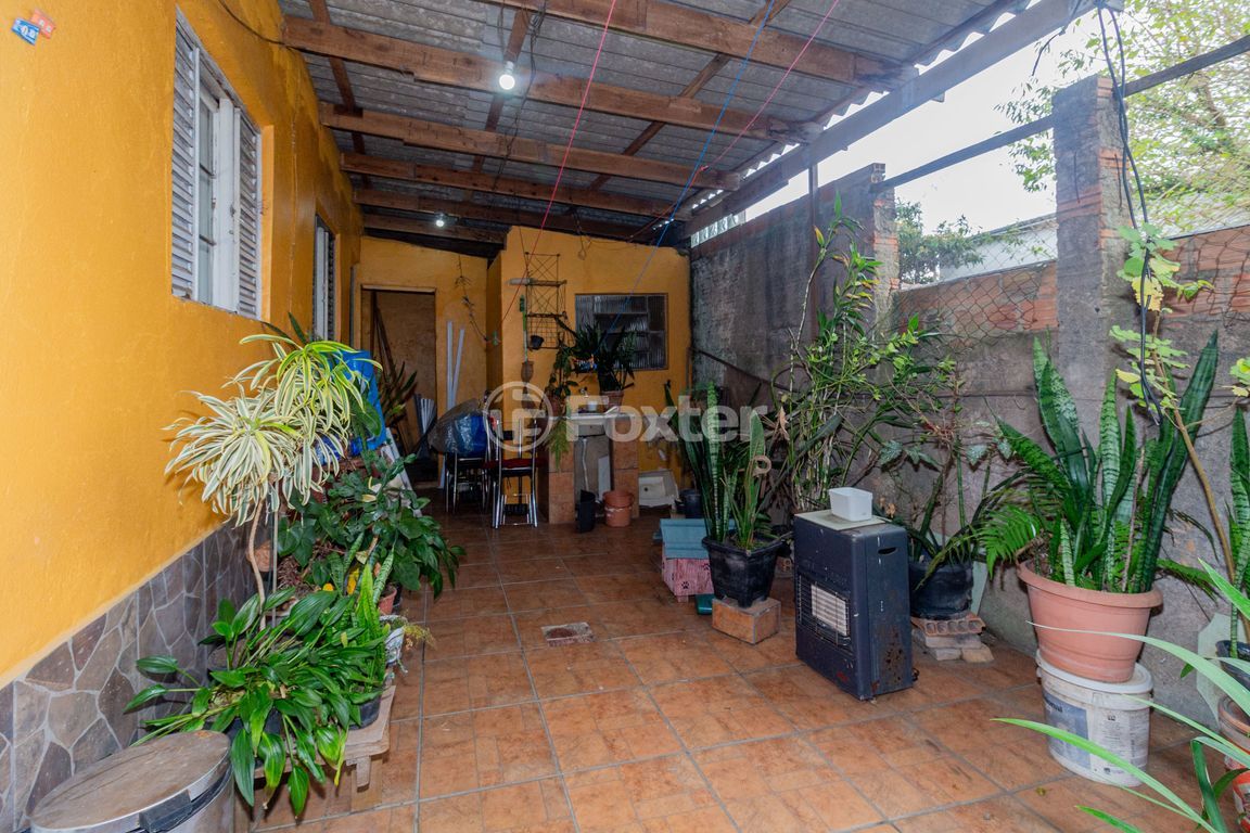 casa sobrado para comprar em Alcindo Guanabara, 412 - foto 8