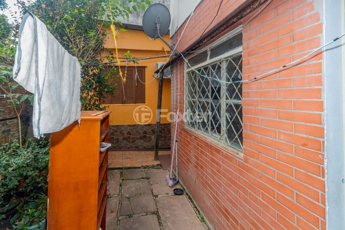 casa sobrado para comprar em Alcindo Guanabara, 412 - foto 33