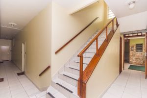 Image 14 - 915221