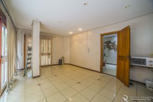 Image 7 - 10107