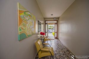 Image 4 - 10168