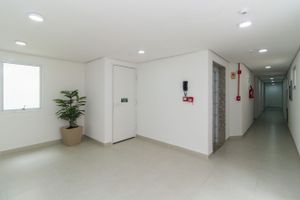 Image 24 - 288002